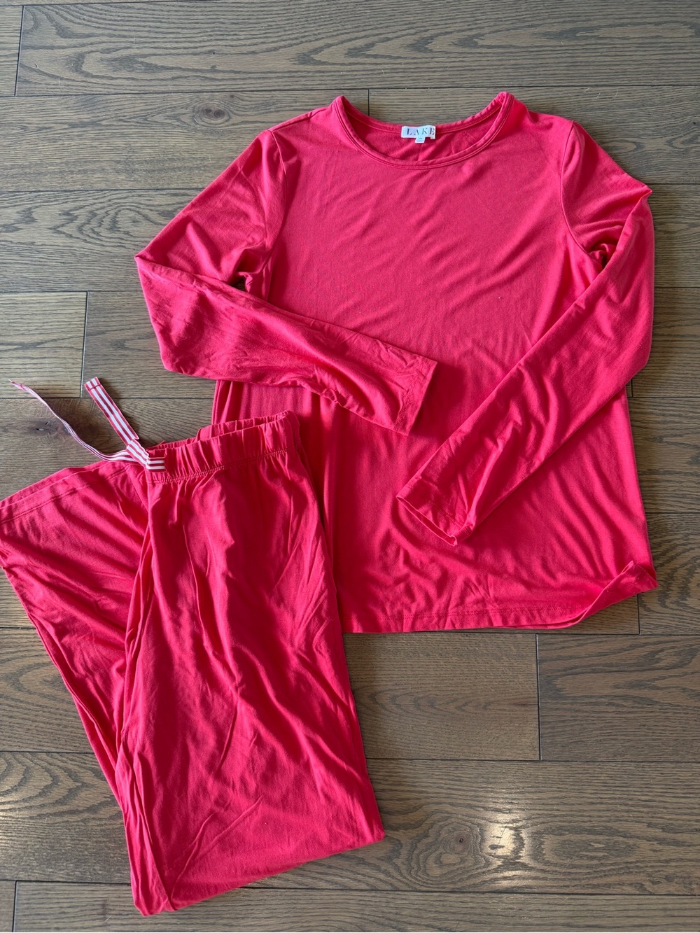 NWOT LAKE Pajamas current season DreamModal long / long set